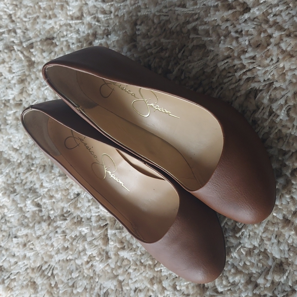 Brown wedge heels round toe
